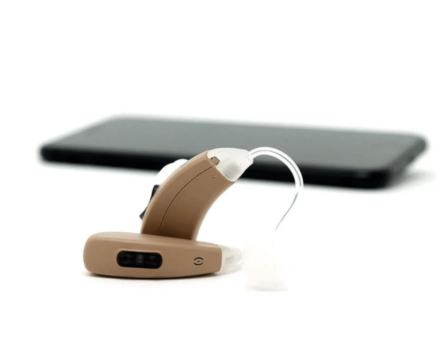 Nano Sigma Plus hearing aids on display